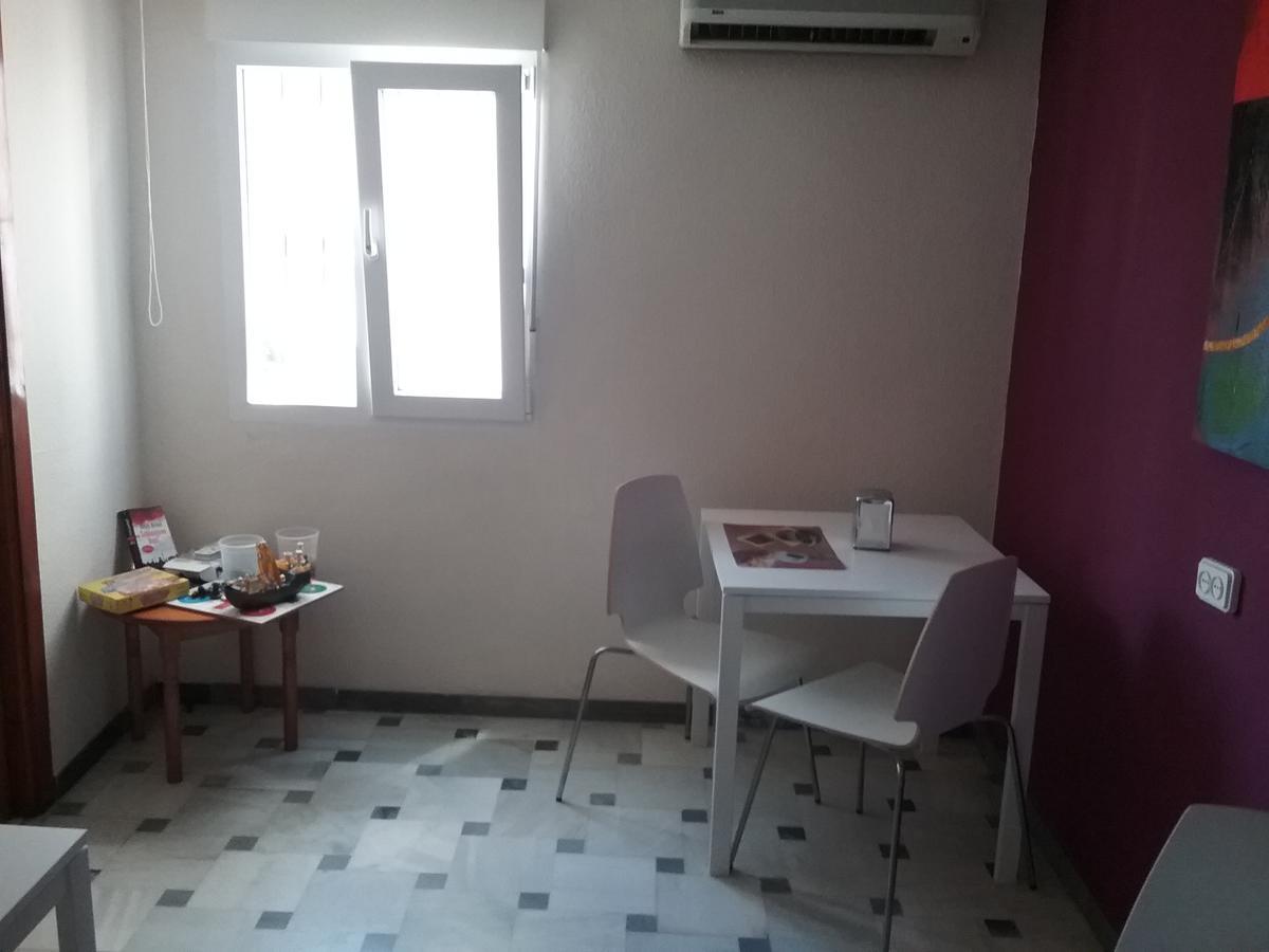 Hostal Cabrera Motril Exterior photo